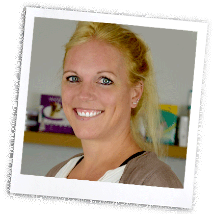 Jasmin Castañeda Tierheilpraktikerin und Tierphysiotherapeutin