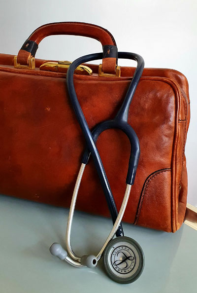 Hausbesuche Kleintierpraxis Michael Klein in Auringen